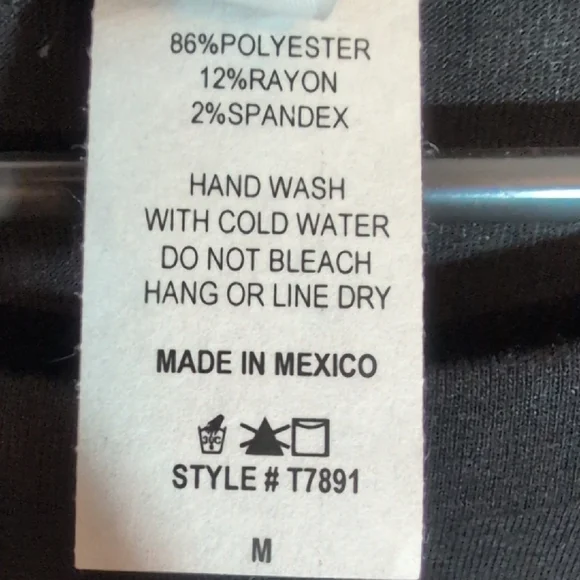 Acting Pro Long Sleeve Top NWT Size M - Picture 6 of 6